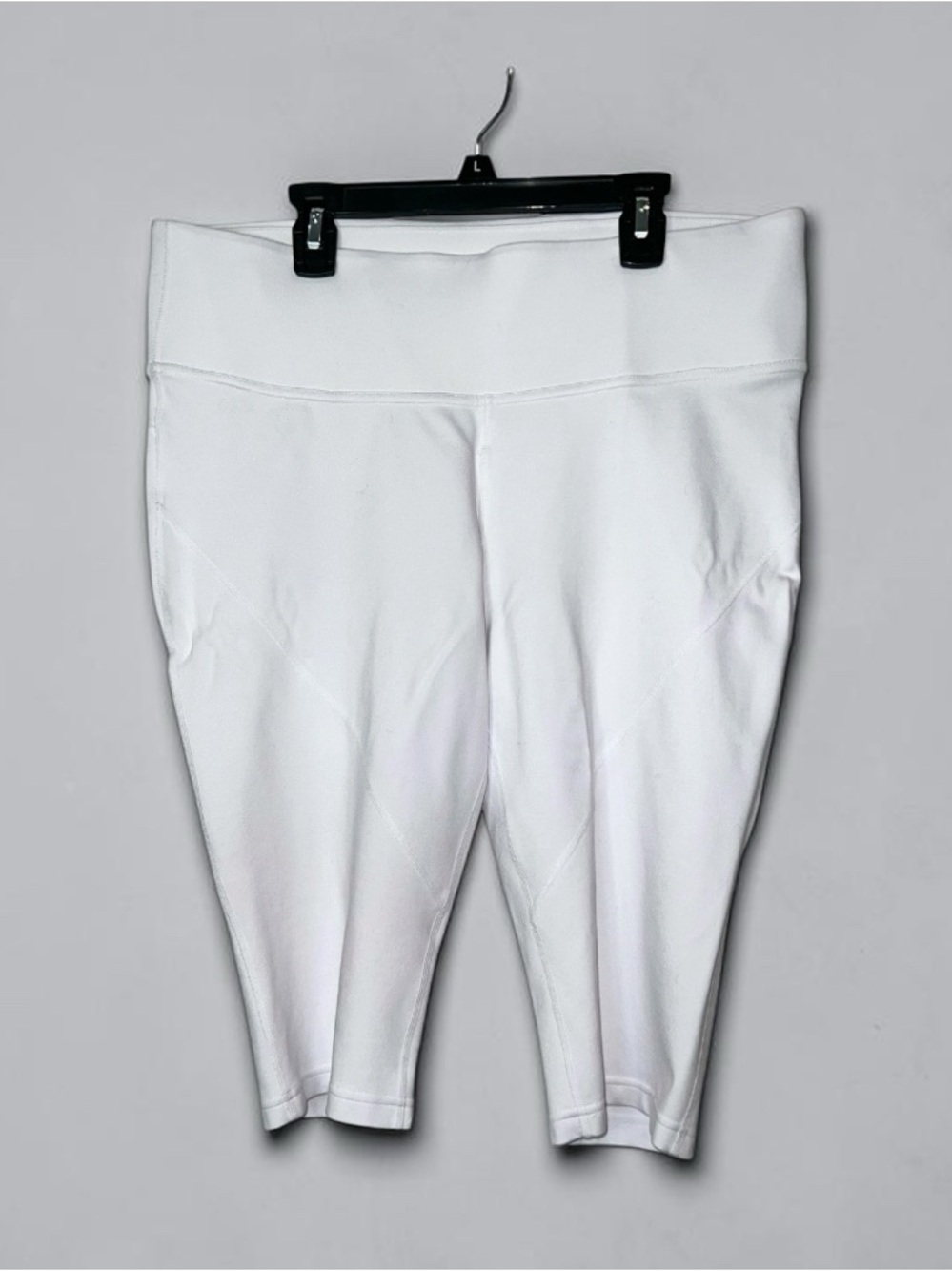 NYGARD Slim White Cropped Leggings Size L High Rise Stretch NWOT